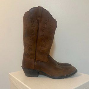 ARIAT Brown cowboy boots